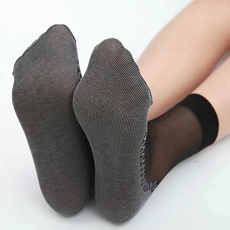 Feeluxe™ - Silky Anti-Slip Cotton Socks