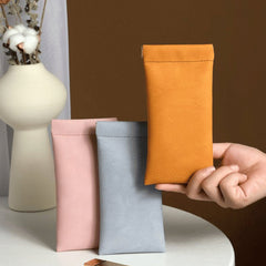 Brandary™ - Slim leather organizer with snap closure