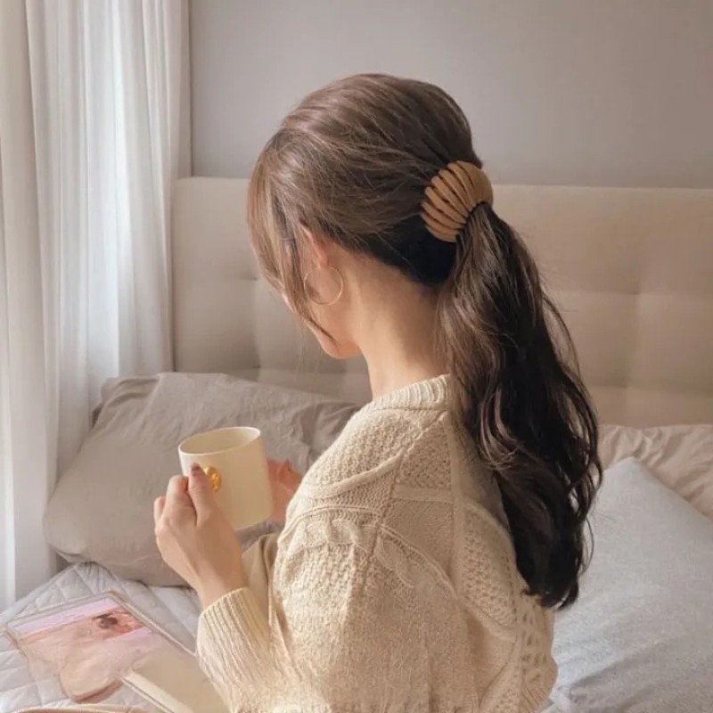 Gripiva™ – Pliers for Securing Hair Loops