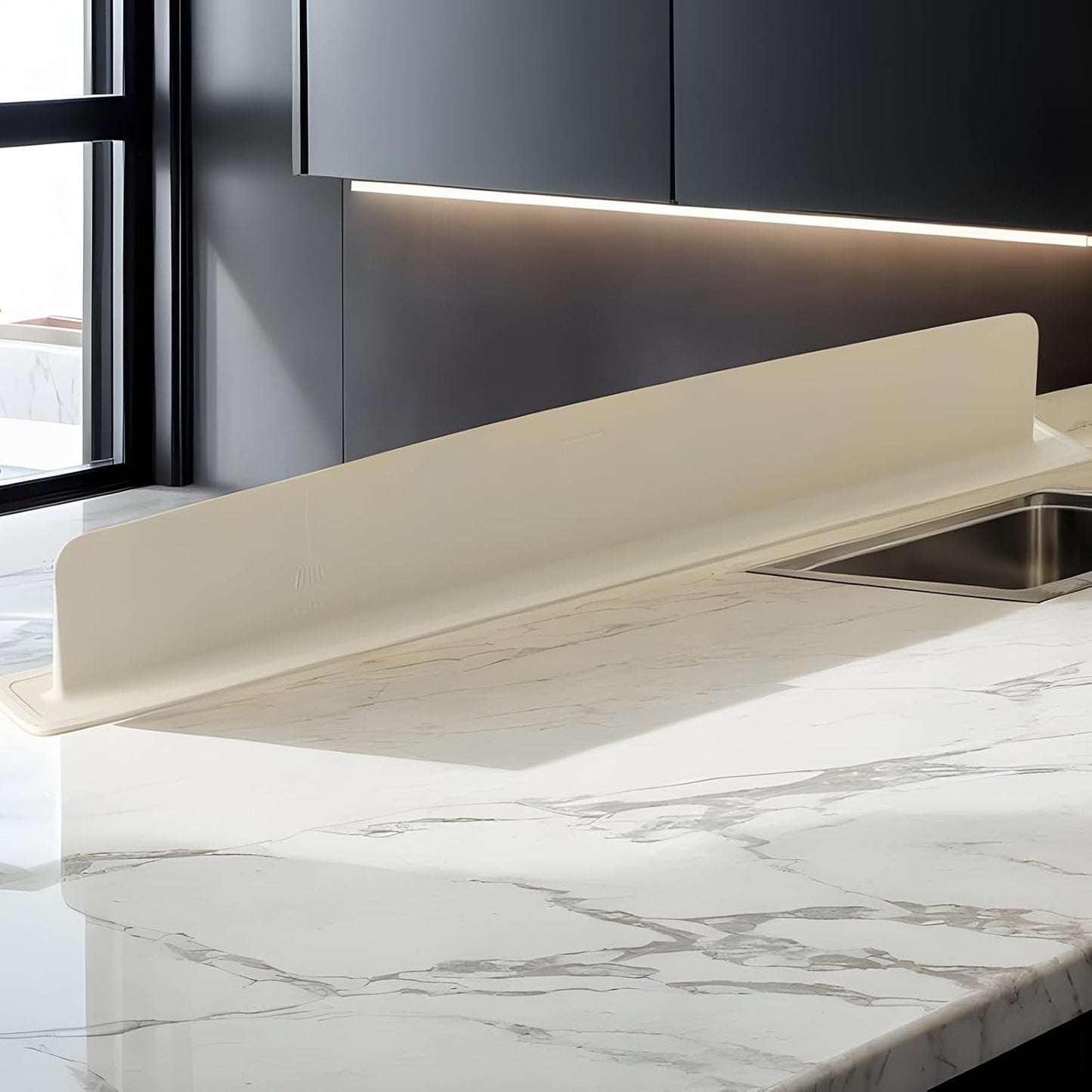 SinkGuard™ - Silicone Splash Shield for Dry Counters